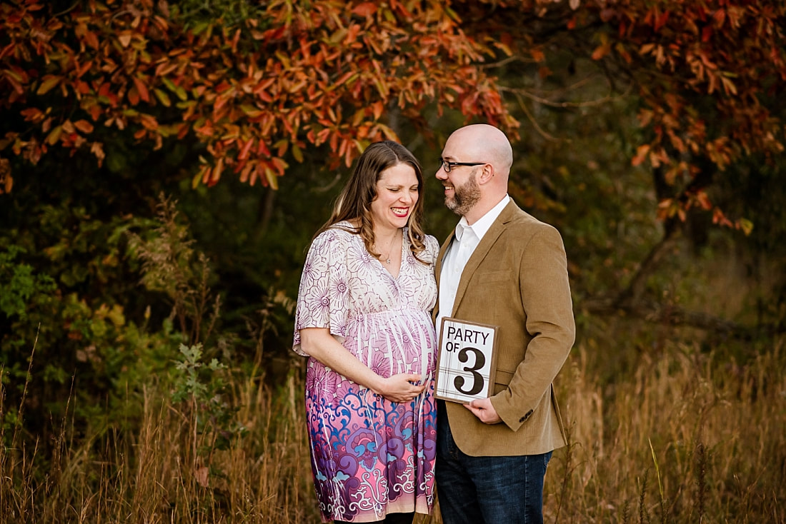 fall maternity photos at Hinton Park in Collierville, TN during golden hour