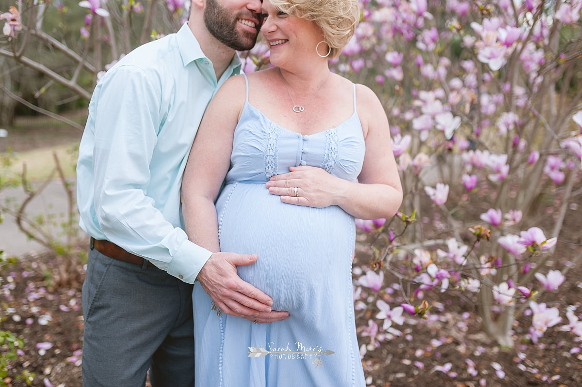 Memphis maternity photography for a rainbow baby at Memphis Botanic Garden by Sarah Morris Photography