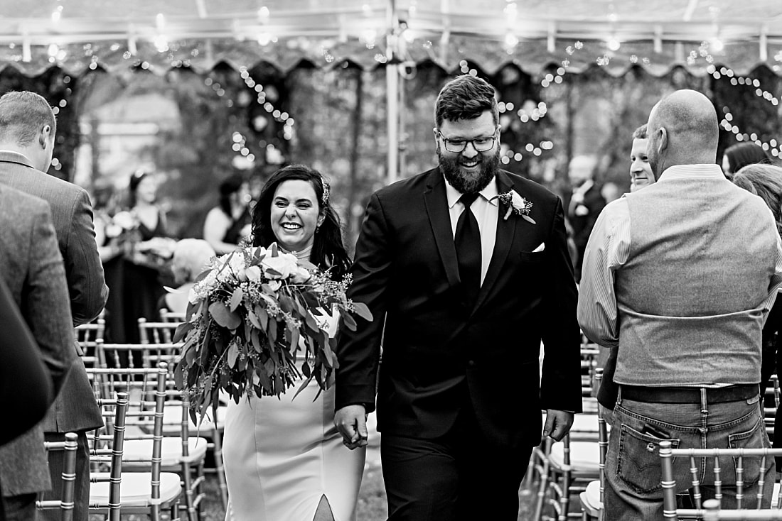 wedding ceremony in the North Garden at Woodruff-Fontaine in Memphis, TN