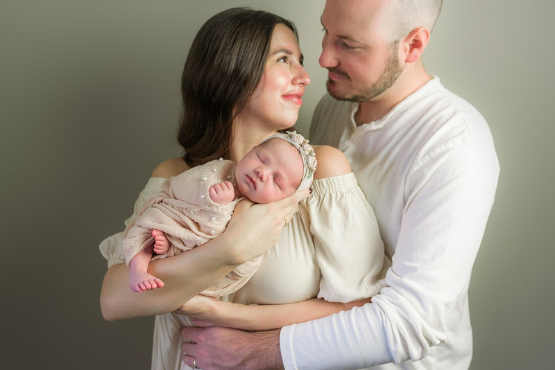 Newborn Photography in Memphis, TN. Sarah Morris Photography