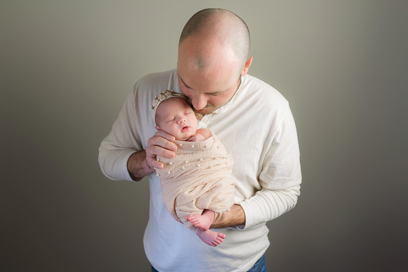 Newborn Photography in Memphis, TN. Sarah Morris Photography